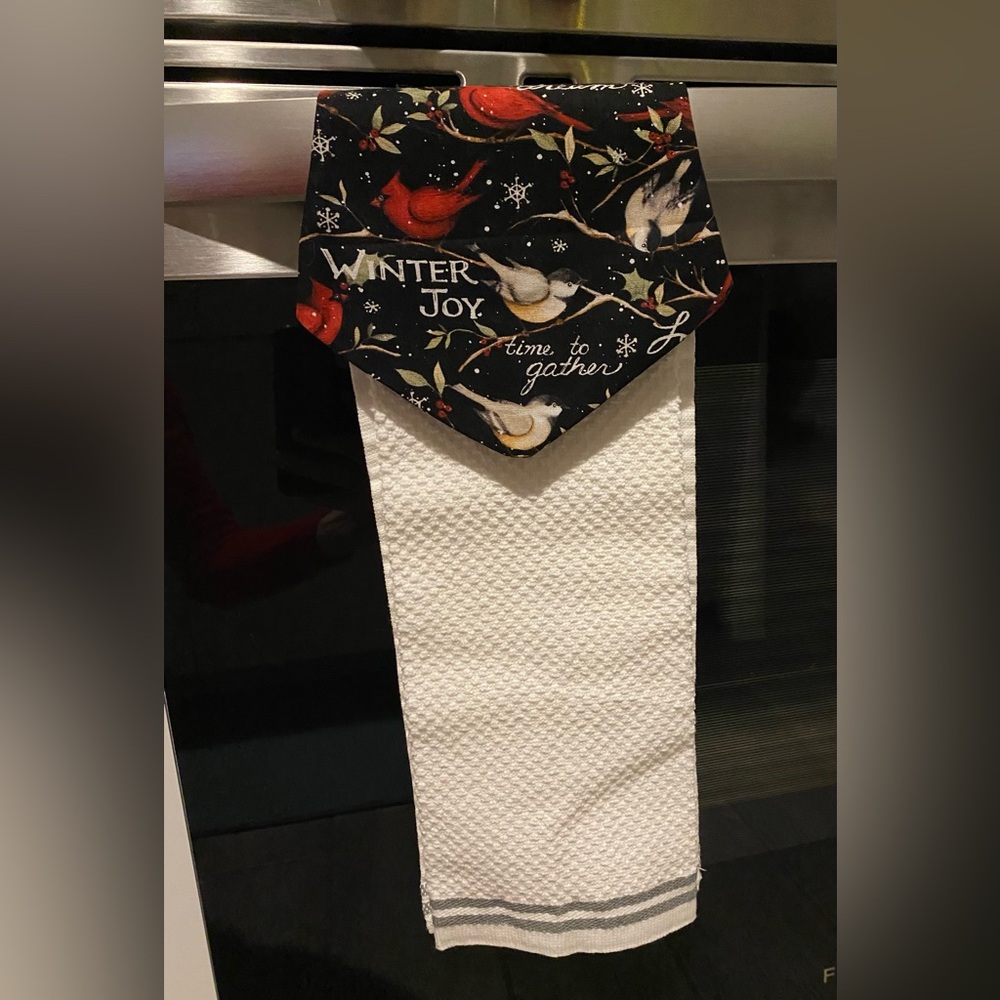winter birds kitchen towel
Hand made